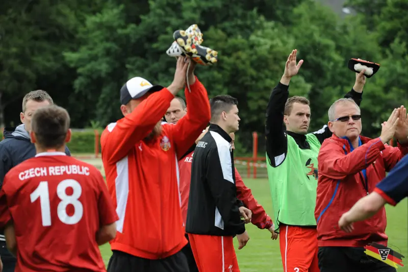 19 June — CZE – GBR