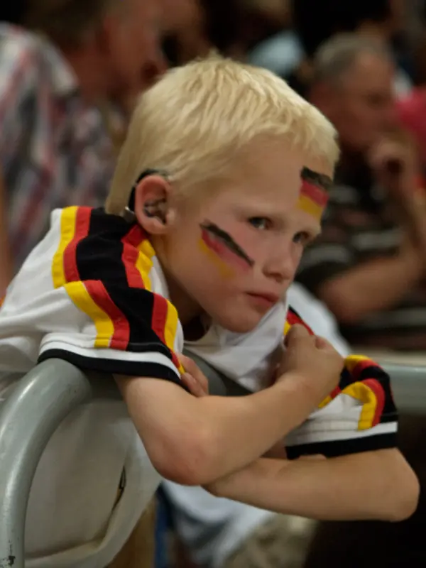 Perhaps this boy too becomes a star of basketball of deaf