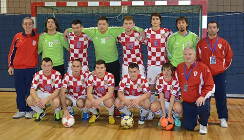Qualification — Group E