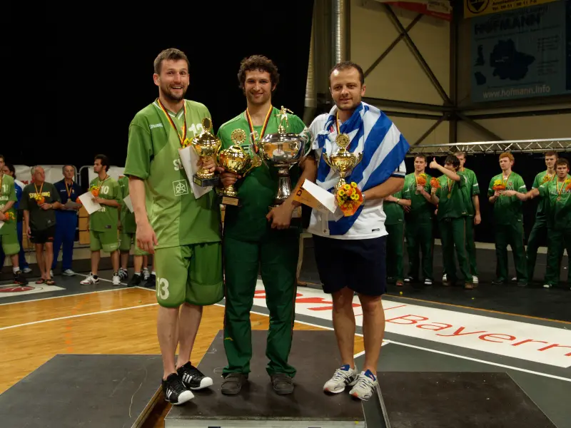 Cups of the EC at captains of teams of Slovenia, Lithuania and Greece