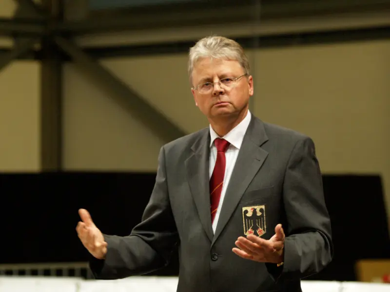 Karl Werner Broska - President DGS welcomes participants